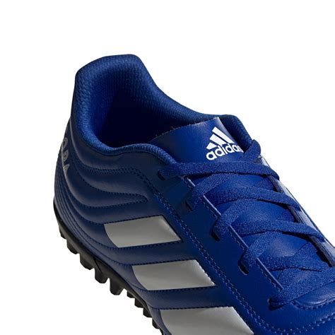 tenis adidas futbol 15.3.